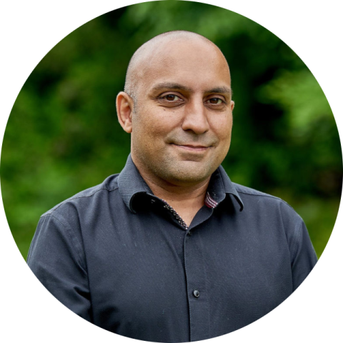 Shan R Rafiq Shak Rafiq - The Pros Awards